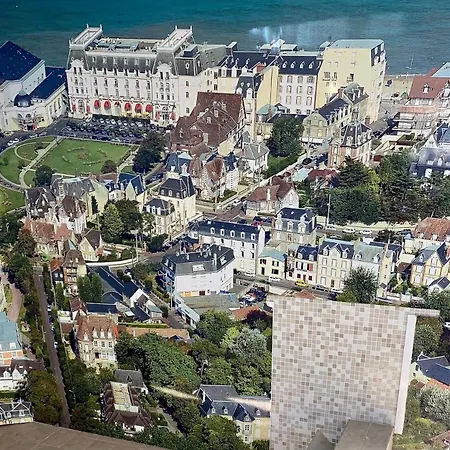 Kerwatt - Grande Et Belle Maison De Avec Jardin, Proche Centre Et Hébergement de vacances Cabourg