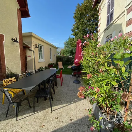 Kerwatt - Grande Et Belle Maison De Avec Jardin, Proche Centre Et Cabourg