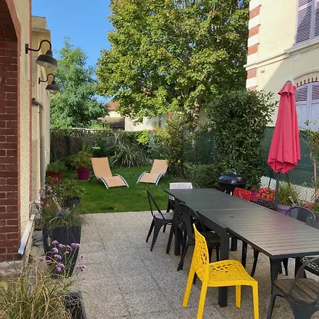 Kerwatt - Grande Et Belle Maison De Avec Jardin, Proche Centre Et Hébergement de vacances