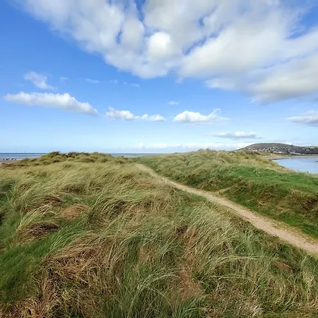 Kerwatt - Grande Et Belle Maison De Avec Jardin, Proche Centre Et * Cabourg