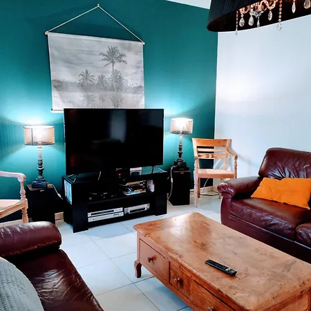 Kerwatt - Grande Et Belle Maison De Avec Jardin, Proche Centre Et *