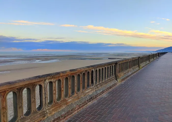 Kerwatt - Grande Et Belle Maison De Avec Jardin, Proche Centre Et Cabourg