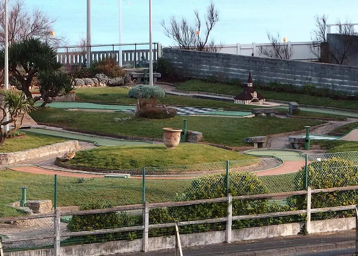 Kerwatt - Grande Et Belle Maison De Avec Jardin, Proche Centre Et * Cabourg