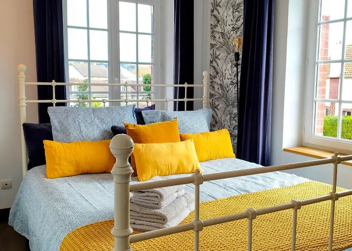 Kerwatt - Grande Et Belle Maison De Avec Jardin, Proche Centre Et Tatil Evi Cabourg