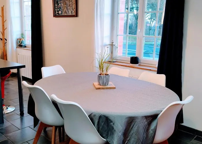 Kerwatt - Grande Et Belle Maison De Avec Jardin, Proche Centre Et Casa de Férias Cabourg