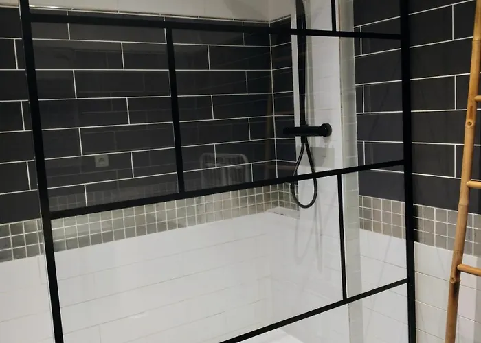 Kerwatt - Grande Et Belle Maison De Avec Jardin, Proche Centre Et