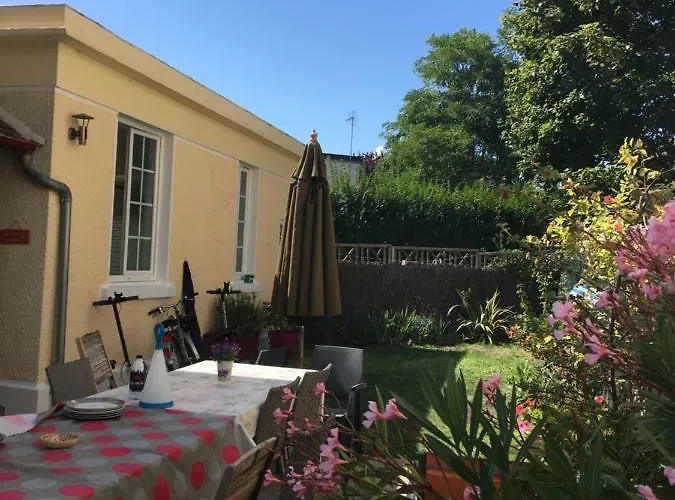 Kerwatt - Grande Et Belle Maison De Avec Jardin, Proche Centre Et Tatil Evi Cabourg